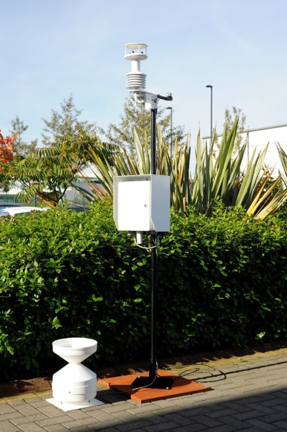 METEOROLOGICAL STATION TM100