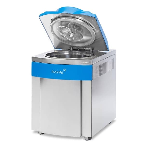 RAYPA laboratory autoclave for sterilisation workflows